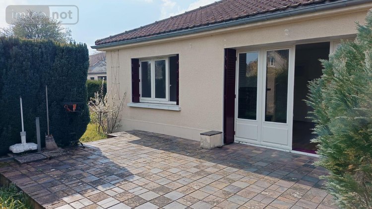 Location maison Les Noës-près-Troyes 10420 Aube 70 m2 3 pièces 850 euros