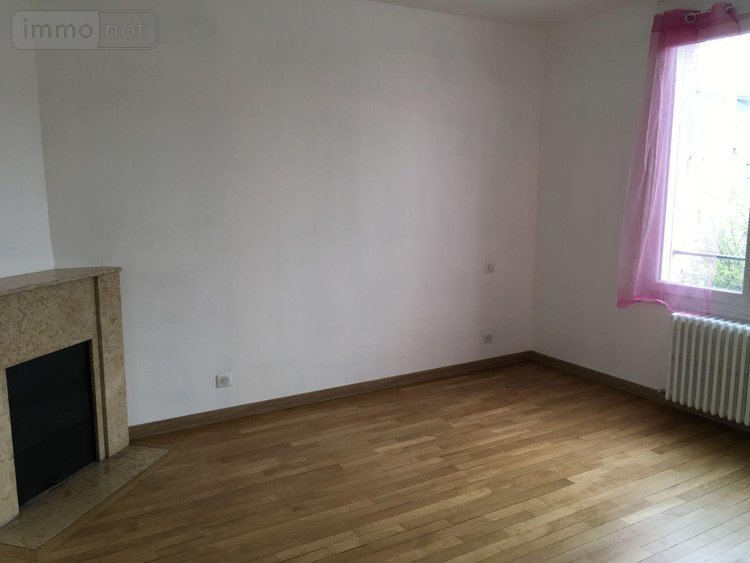Location maison Vitry-le-François 51300 Marne 122 m2 5 pièces 800 euros