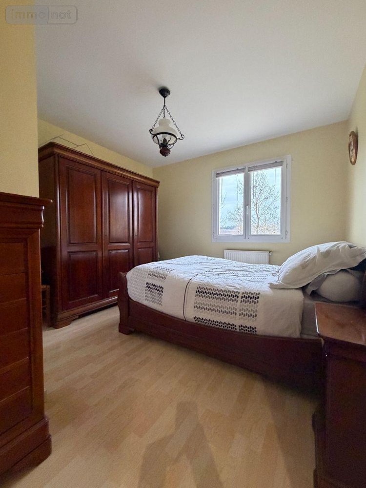 Location maison Hurigny 71870 Saône-et-Loire 125 m2 5 pièces 810 euros