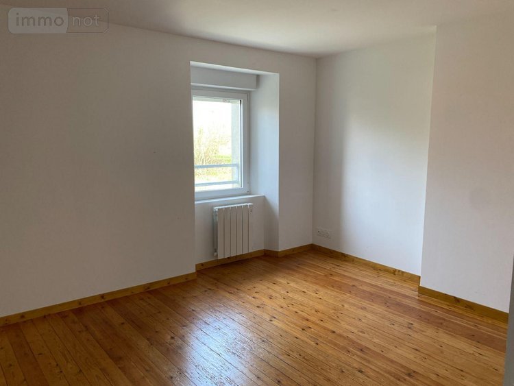 Location maison La Ronde-Haye 50490 Manche 129 m2 5 pièces 900 euros