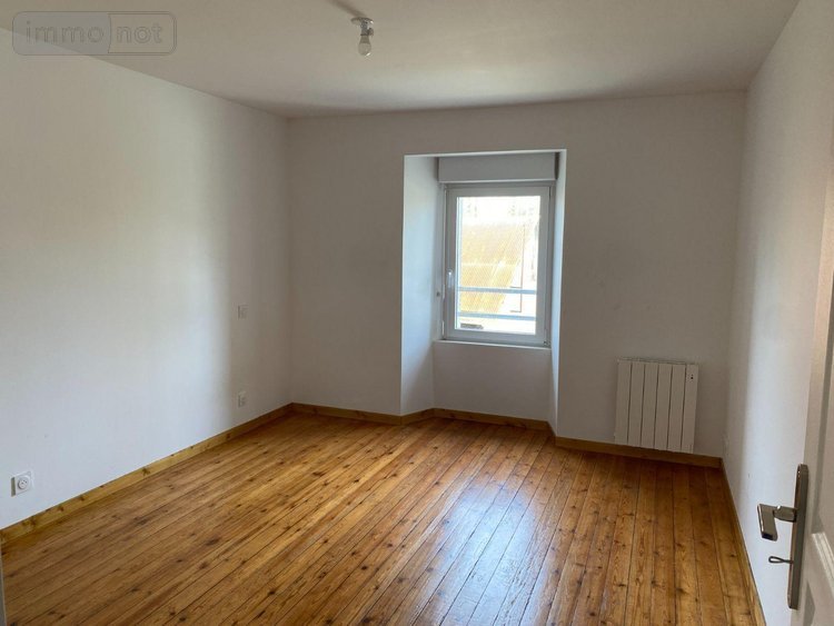 Location maison La Ronde-Haye 50490 Manche 129 m2 5 pièces 900 euros