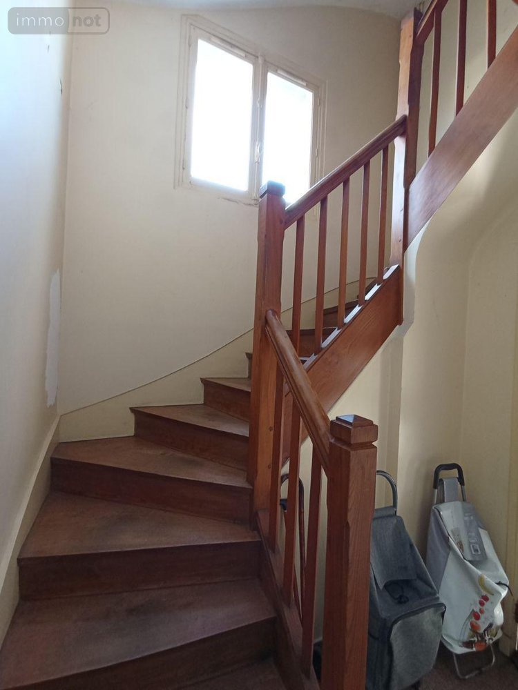 Immeuble a vendre Condé-en-Normandie 14110 Calvados 144 m2  119455 euros