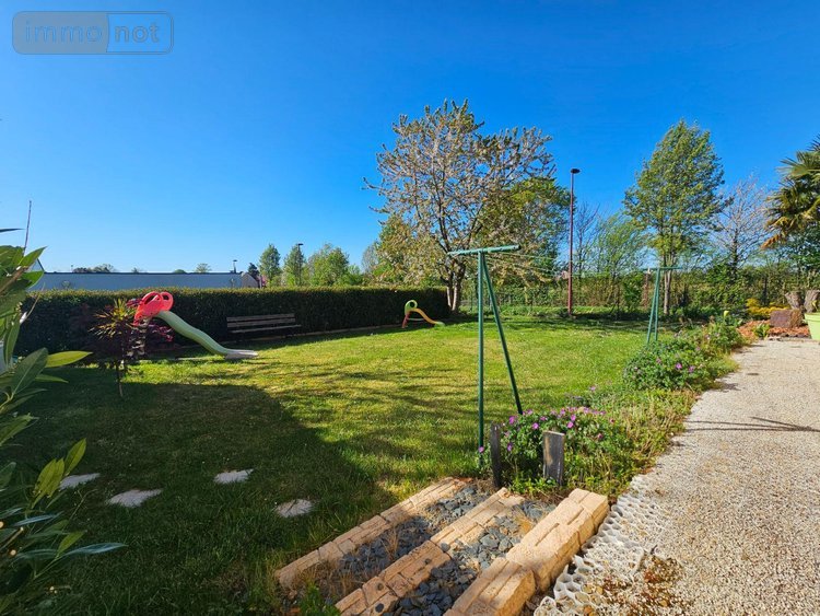 Maison a vendre Saint-Sauveur-des-Landes 35133 Ille-et-Vilaine 133 m2 5 pièces 301600 euros