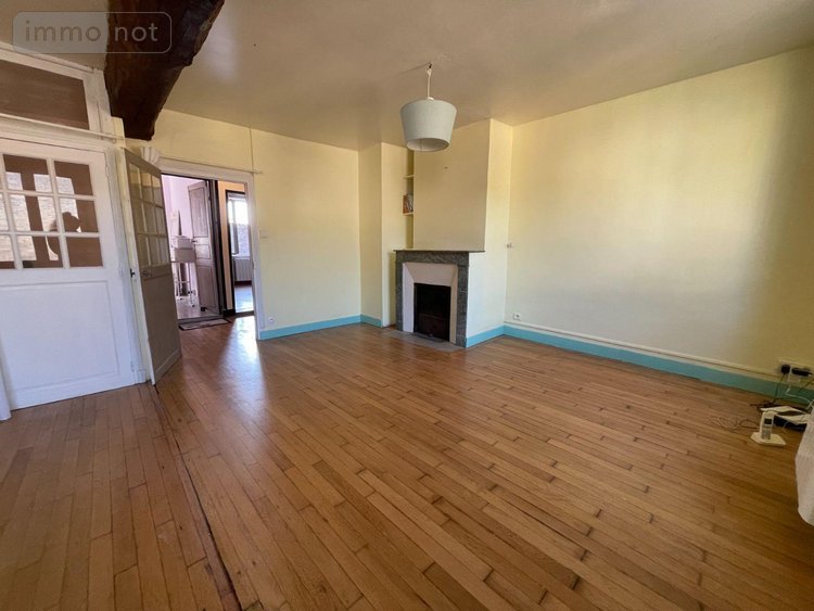 Location maison La Bazoche-Gouet 28330 Eure-et-Loir 111 m2  700 euros