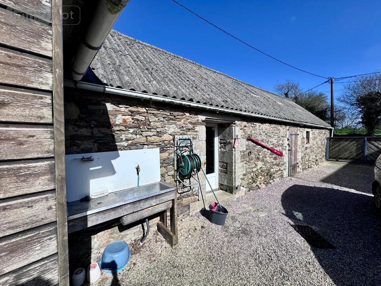 Maison a vendre Lannilis 29870 Finistère 190 m2 8 pièces 398155 euros