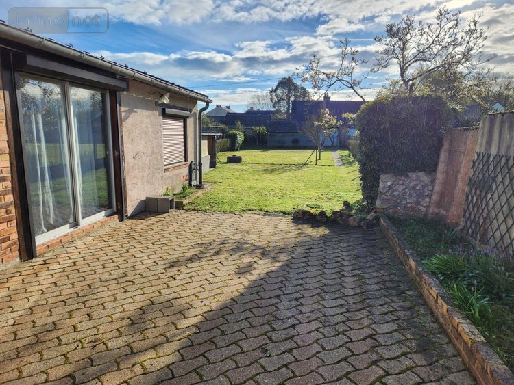 Maison a vendre La Flèche 72200 Sarthe 100 m2 3 pièces 148400 euros