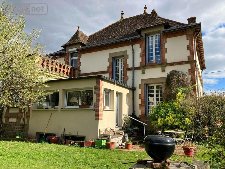 Maison a vendre Moulins 03000 Allier 204 m2 7 pièces 470250 euros