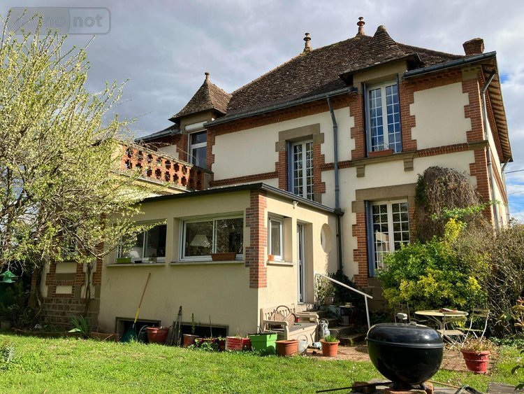 Maison a vendre Moulins 03000 Allier 204 m2 7 pièces 470250 euros