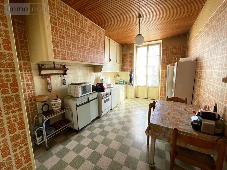 Immeuble a vendre Manosque 04100 Alpes-de-Haute-Provence 398 m2  522600 euros