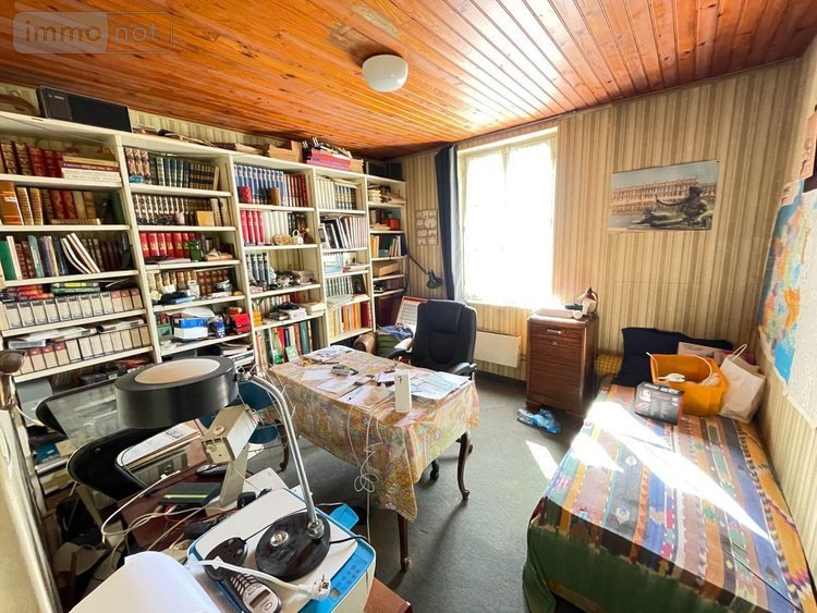 Immeuble a vendre Manosque 04100 Alpes-de-Haute-Provence 398 m2  522600 euros