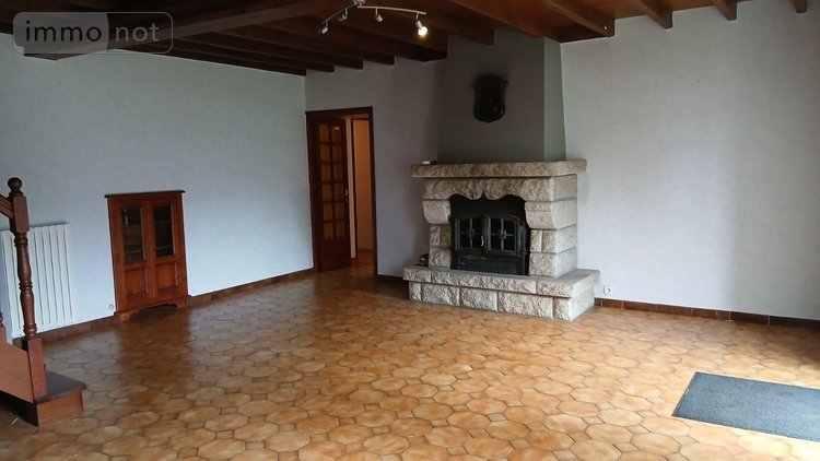 Location maison La Gacilly 56200 Morbihan 81 m2 3 pièces 600 euros