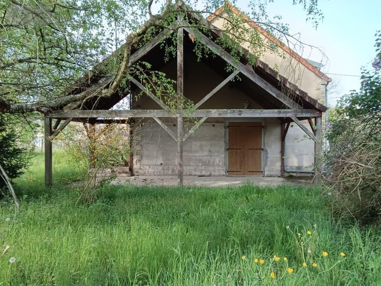 Maison a vendre Saint-Amand-Montrond 18200 Cher 132 m2 7 pièces 94340 euros