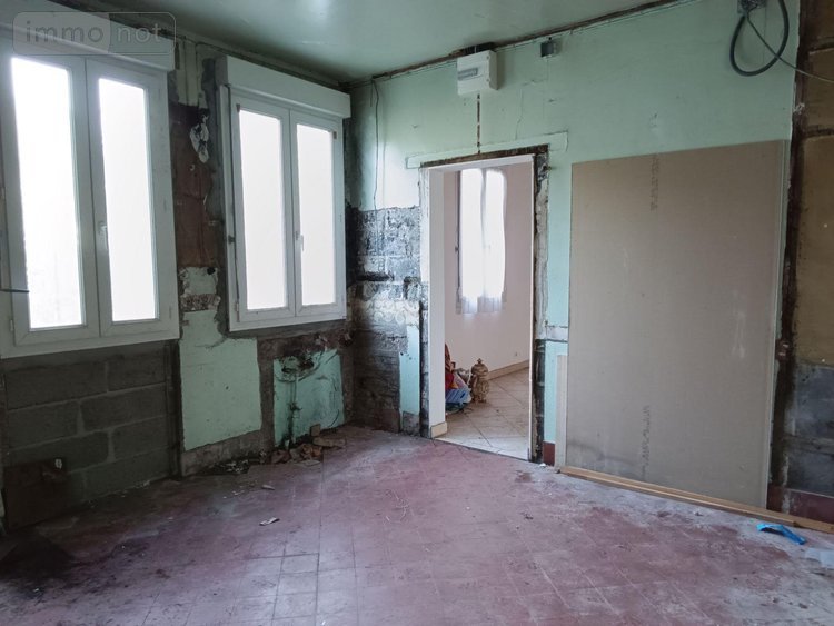 Maison a vendre Saint-Amand-Montrond 18200 Cher 132 m2 7 pièces 94340 euros