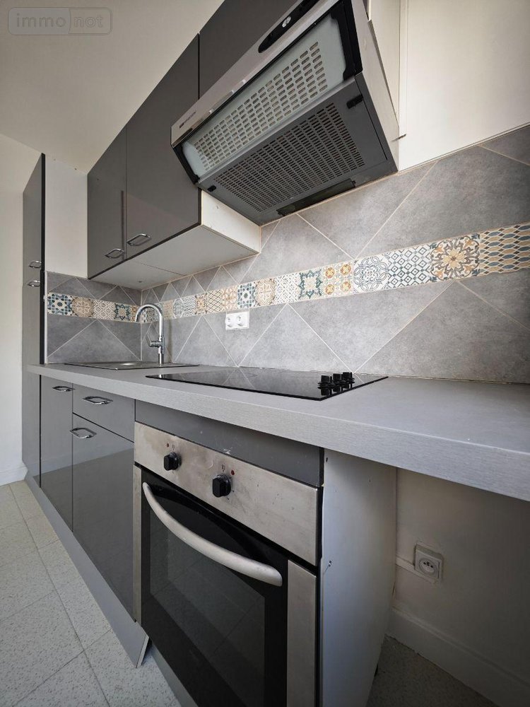 Location appartement Clermont-Ferrand 63000 Puy-de-Dôme 44 m2 2 pièces 710 euros