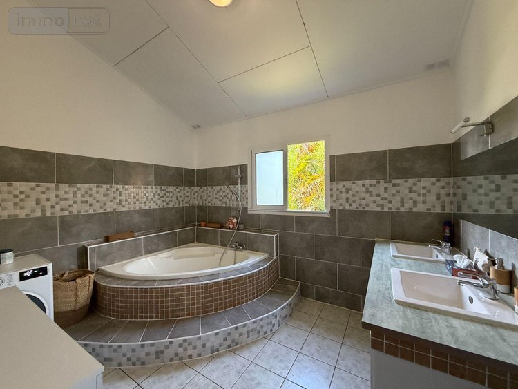 Maison a vendre Sainte-Marie 97438 Réunion 154 m2 4 pièces 498750 euros