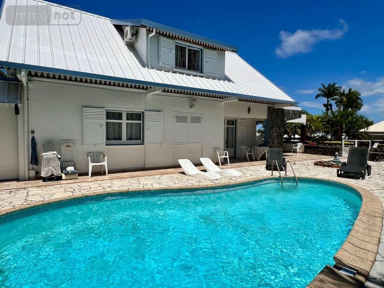Maison a vendre Saint-Pierre 97410 Réunion 215 m2 7 pièces 765000 euros