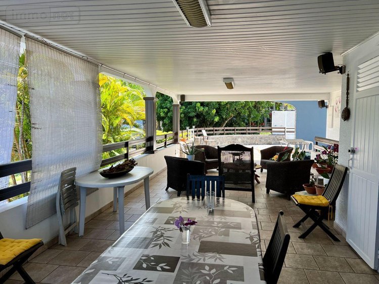 Maison a vendre Saint-Pierre 97410 Réunion 215 m2 7 pièces 765000 euros