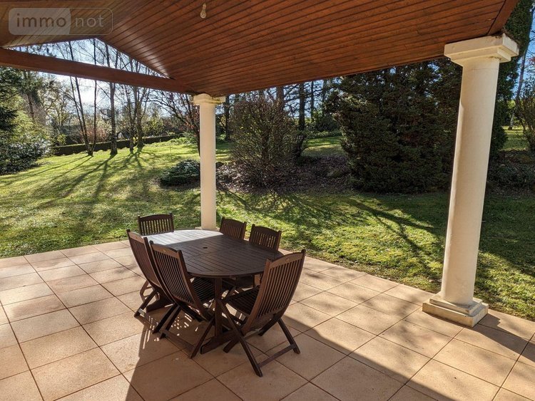 Maison a vendre Les Herbiers 85500 Vendée 254 m2 9 pièces 587000 euros