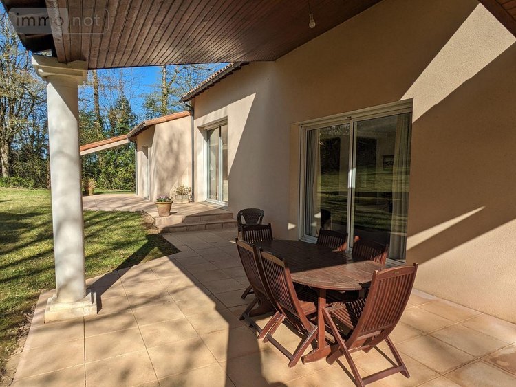 Maison a vendre Les Herbiers 85500 Vendée 254 m2 9 pièces 587000 euros