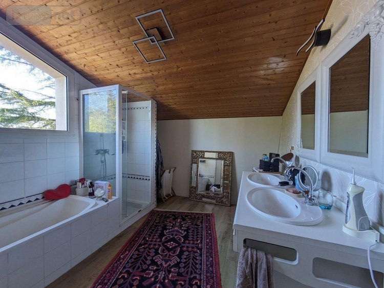Maison a vendre Les Herbiers 85500 Vendée 254 m2 9 pièces 587000 euros