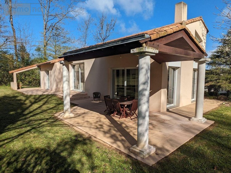 Maison a vendre Les Herbiers 85500 Vendée 254 m2 9 pièces 587000 euros