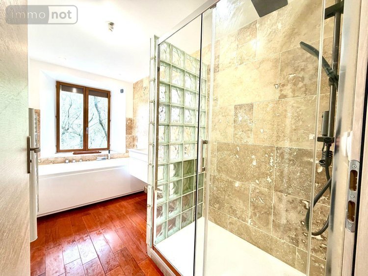Appartement a vendre Le Pont-de-Beauvoisin 38480 Isère 90 m2 4 pièces 189000 euros