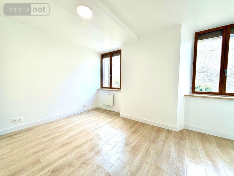 Appartement a vendre Le Pont-de-Beauvoisin 38480 Isère 90 m2 4 pièces 199000 euros