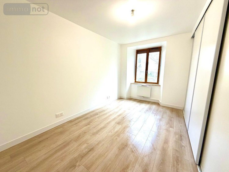 Appartement a vendre Le Pont-de-Beauvoisin 38480 Isère 90 m2 4 pièces 189000 euros