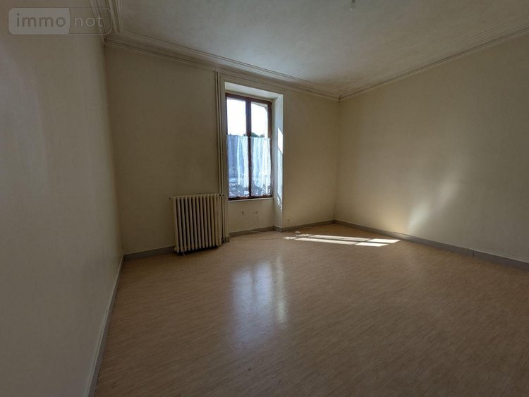 Immeuble a vendre Quimperlé 29300 Finistère 197 m2  311700 euros