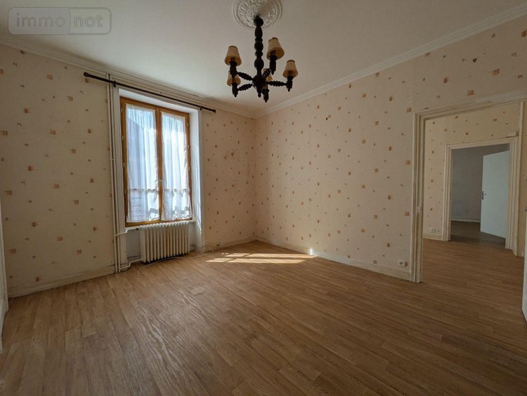 Immeuble a vendre Quimperlé 29300 Finistère 197 m2  311700 euros