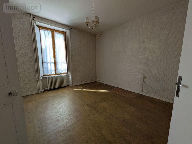 Immeuble a vendre Quimperlé 29300 Finistère 197 m2  311700 euros