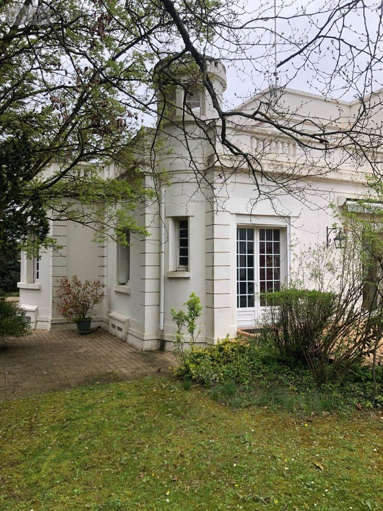 Maison a vendre Issoudun 36100 Indre 238 m2 10 pièces 471600 euros