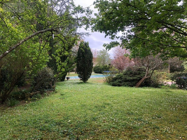 Maison a vendre Issoudun 36100 Indre 238 m2 10 pièces 471600 euros