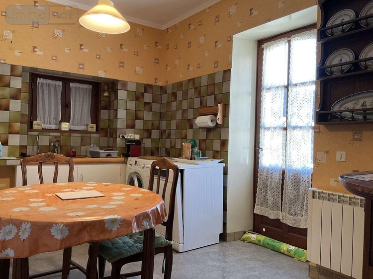 Maison a vendre Gourdon 46300 Lot 170 m2 7 pièces 199000 euros