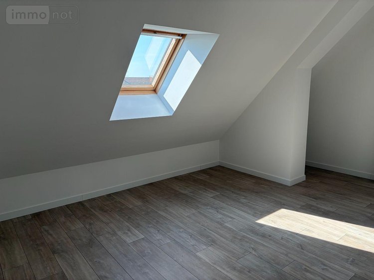 Location maison Châtillon-en-Dunois 28290 Eure-et-Loir 153 m2 8 pièces 1165 euros