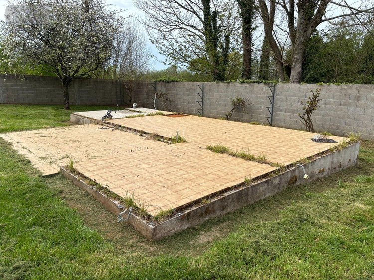 Terrain a batir a vendre Quéménéven 29180 Finistère 1487 m2  64400 euros