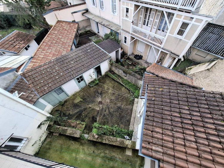 Immeuble a vendre Périgueux 24000 Dordogne 262 m2  260225 euros
