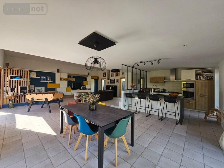 Maison a vendre Les Herbiers 85500 Vendée 175 m2 6 pièces 500000 euros