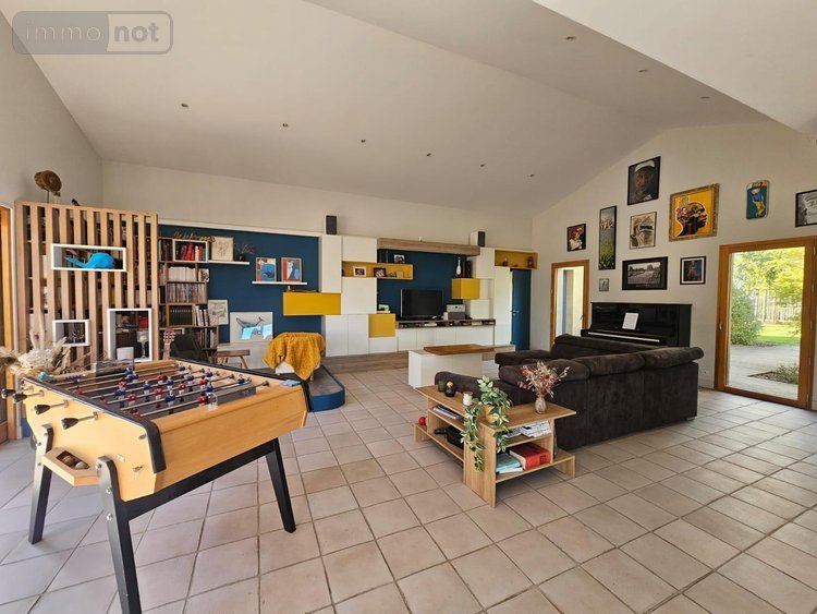 Maison a vendre Les Herbiers 85500 Vendée 175 m2 6 pièces 500000 euros