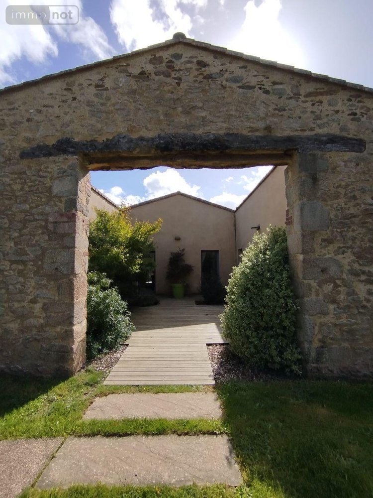 Maison a vendre Les Herbiers 85500 Vendée 175 m2 6 pièces 500000 euros