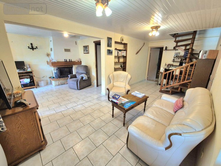 Maison a vendre Éguilly-sous-Bois 10110 Aube 133 m2 8 pièces 159000 euros