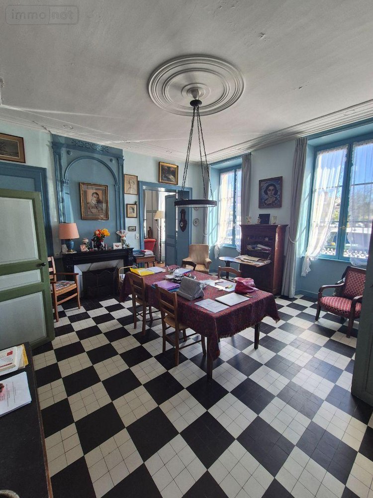 propriete a vendre Aigurande 36140 Indre 338 m2 12 pièces 338000 euros