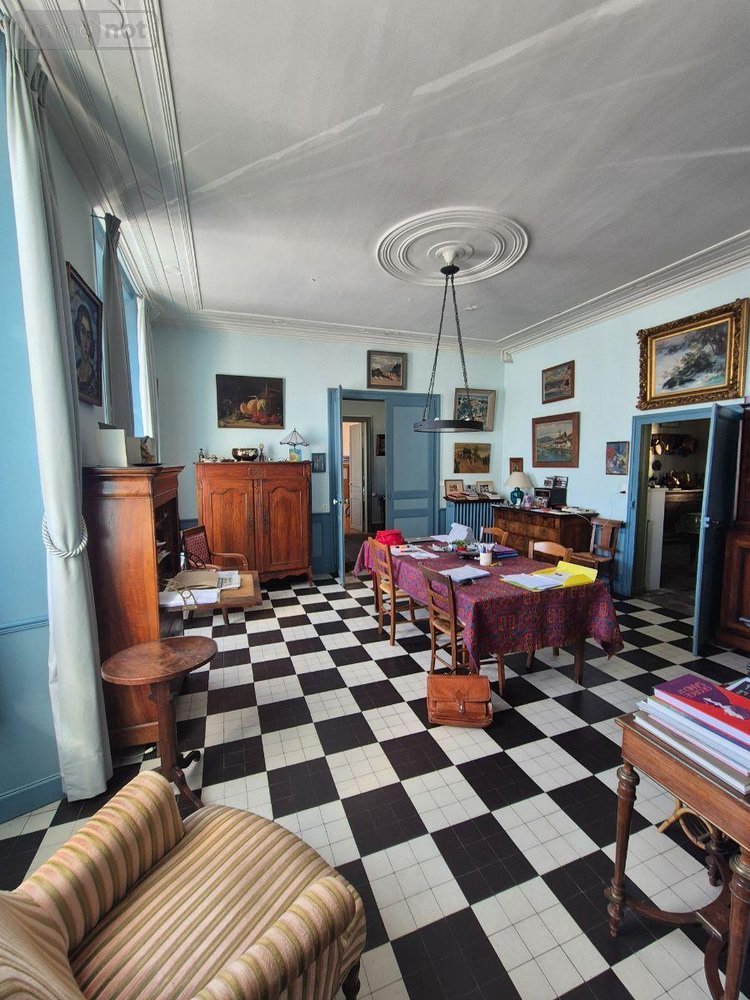 propriete a vendre Aigurande 36140 Indre 338 m2 12 pièces 338000 euros