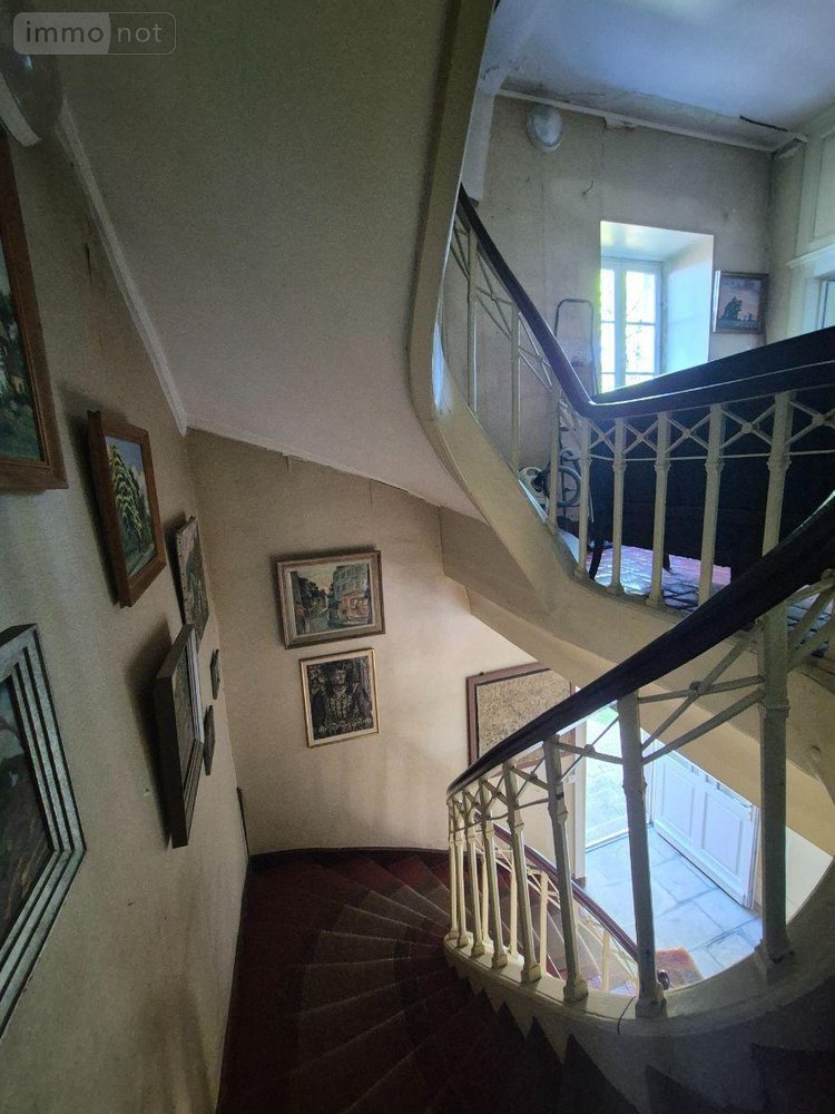 propriete a vendre Aigurande 36140 Indre 338 m2 12 pièces 338000 euros