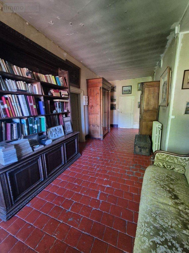 propriete a vendre Aigurande 36140 Indre 338 m2 12 pièces 338000 euros