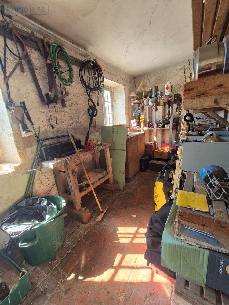 propriete a vendre Aigurande 36140 Indre 338 m2 12 pièces 338000 euros