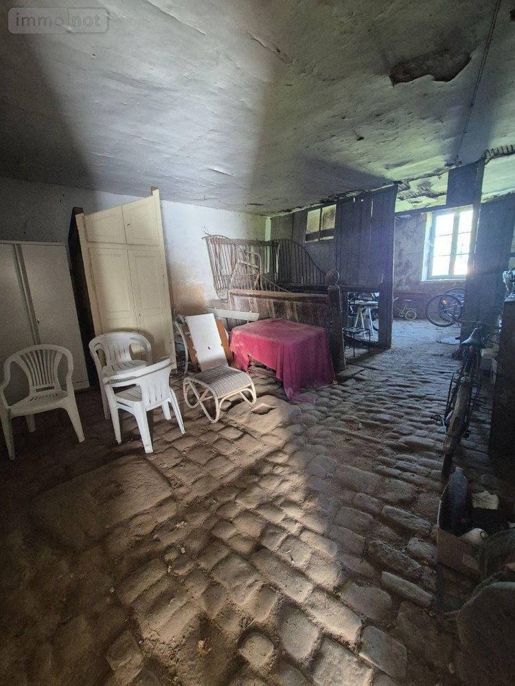 propriete a vendre Aigurande 36140 Indre 338 m2 12 pièces 338000 euros