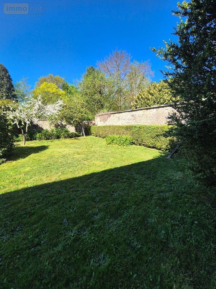 propriete a vendre Aigurande 36140 Indre 338 m2 12 pièces 338000 euros