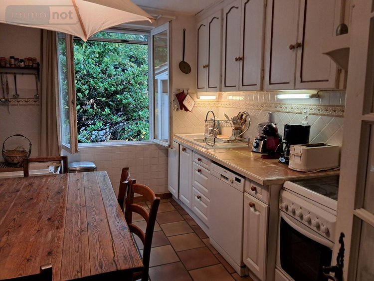 Maison a vendre Saint-Martin-de-Crau 13310 Bouches-du-Rhône 170 m2 8 pièces 714000 euros