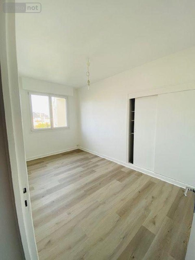 Location appartement Perros-Guirec 22700 Côtes-d'Armor 51 m2 2 pièces 650 euros